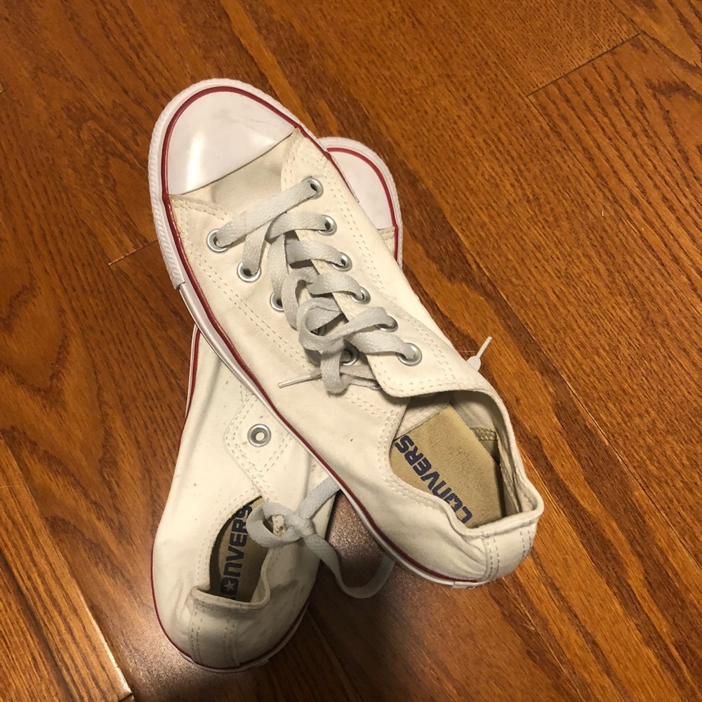 Women’s shoes